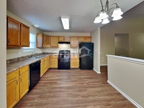 3915 Little Creek Dr in Amelia, OH - Building Photo - Building Photo