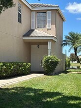 127 Lancaster Way in Royal Palm Beach, FL - Building Photo - Building Photo