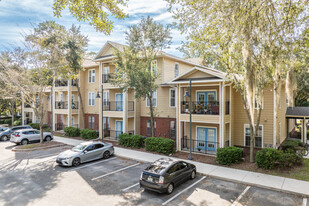 A3443 Whispering Pines Apartamentos