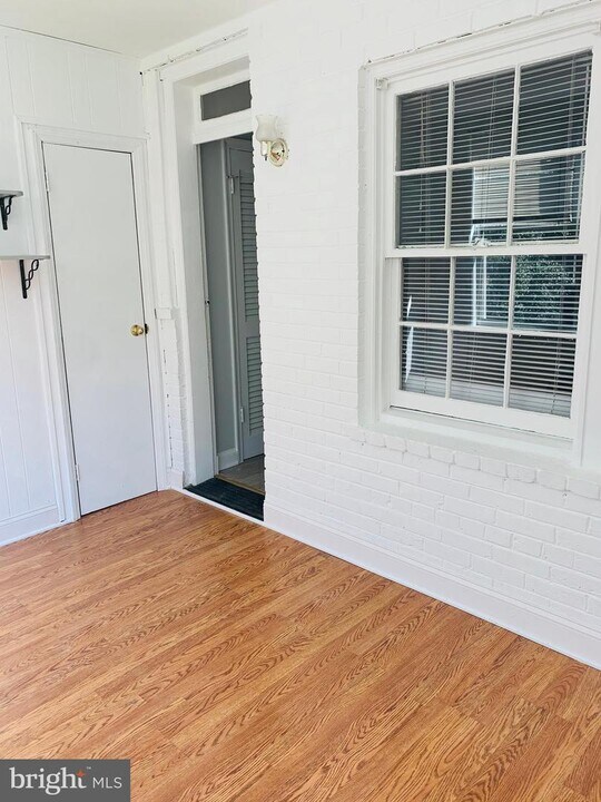 4016 47th St NW-Unit -4 in Washington, DC - Building Photo