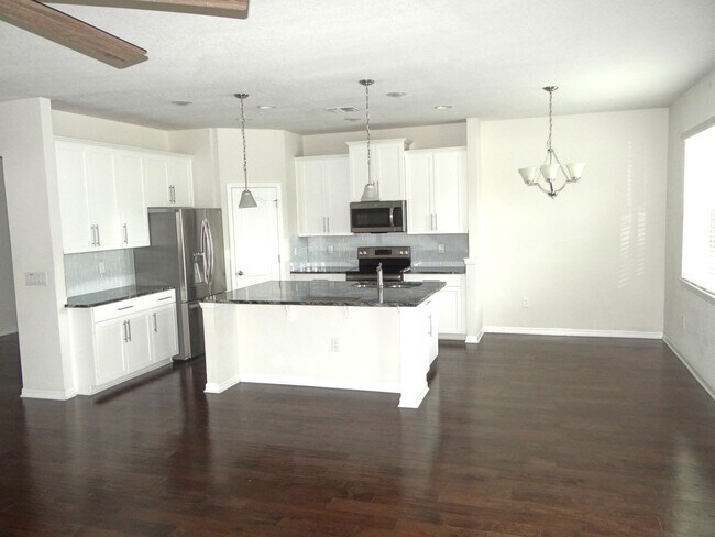 11310 Leland Groves Dr in Riverview, FL - Building Photo - Building Photo