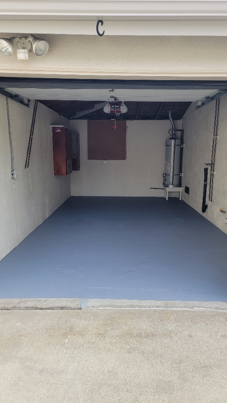 2204 Aviation Way in Redondo Beach, CA - Foto de edificio - Building Photo