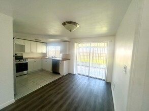 3635 Haven Dr in New Port Richey, FL - Building Photo - Building Photo