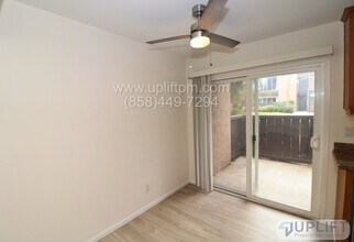 175 Avenida Descanso in Oceanside, CA - Building Photo - Building Photo
