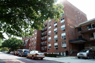 The Clarendon House in Flushing, NY - Building Photo - Building Photo