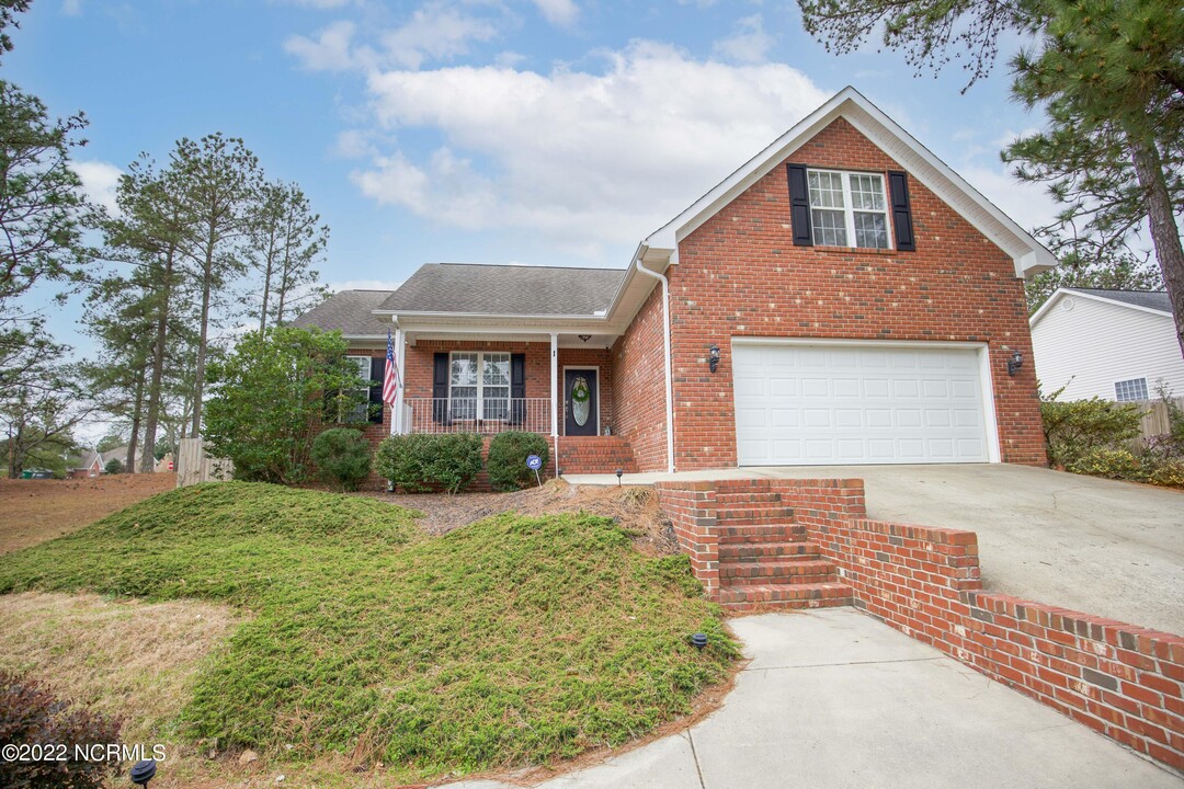 1 Opal Ln in Pinehurst, NC - Building Photo