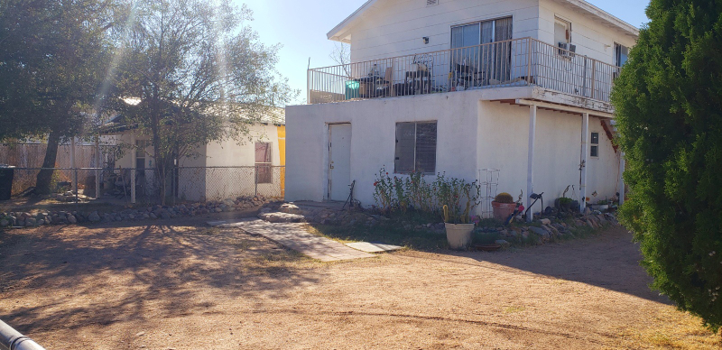 432 E 2nd St-Unit -Downstairs Unit in Benson, AZ - Foto de edificio