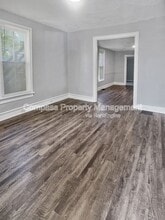 37 Grove St NE in Grand Rapids, MI - Building Photo - Building Photo