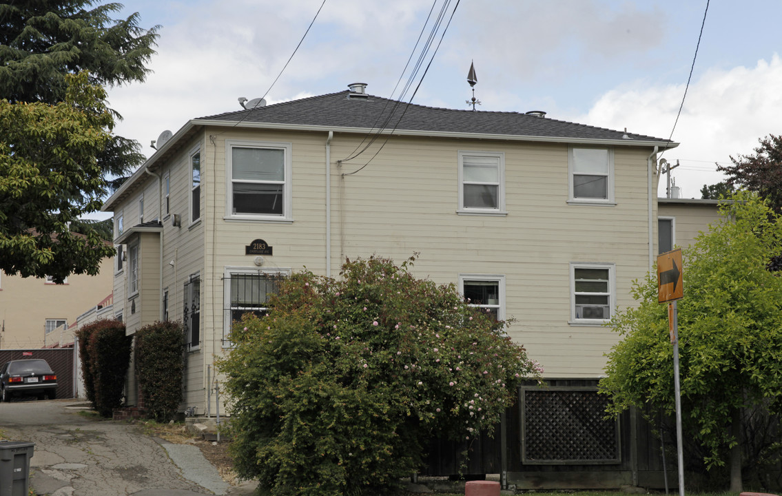 2183 Courtland Ave in Oakland, CA - Building Photo