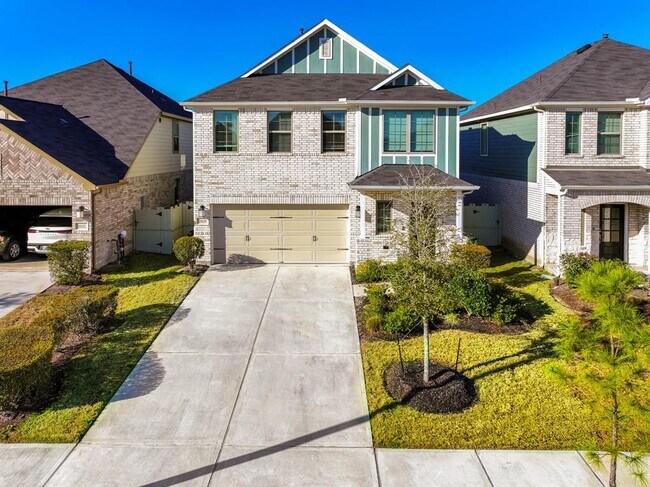 property at 10639 Whitejacket