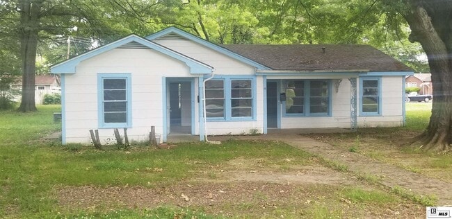 property at 1202 N McGuire Ave