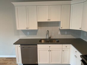 827 Front Ave NE in Albany, OR - Building Photo - Building Photo