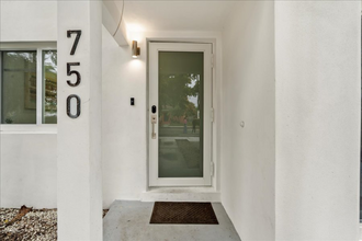750 NW 83rd Terrace in Miami, FL - Building Photo - Building Photo