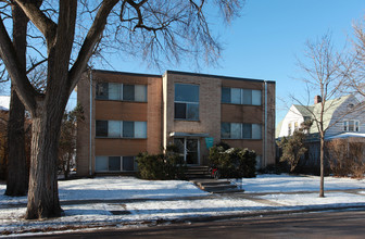 3018 30th Ave S in Minneapolis, MN - Building Photo - Building Photo