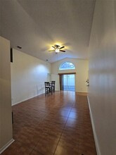 2525 Gotham Way in Valrico, FL - Building Photo - Building Photo