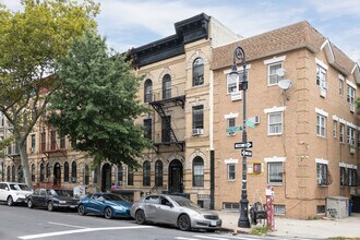 71 Stuyvesant Ave in Brooklyn, NY - Building Photo - Building Photo
