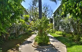 Sycamore Apartments in Los Angeles, CA - Foto de edificio - Building Photo