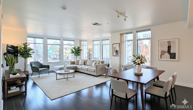 property at 2655 Bush St