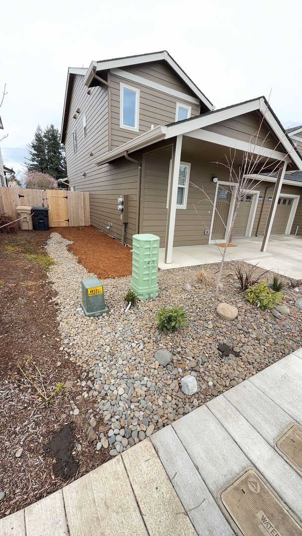 346-458 Seven Oaks Ln in Lebanon, OR - Building Photo - Building Photo