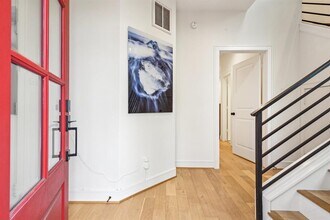 1521 Weber St in Houston, TX - Building Photo - Building Photo