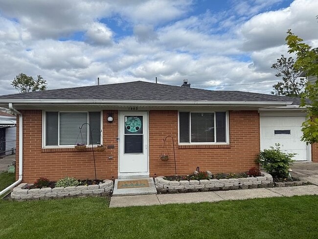 property at 1443 Pool St