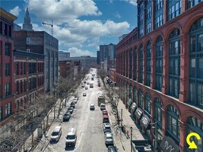 635 W Lakeside Ave, Unit 100 A1 in Cleveland, OH - Building Photo - Building Photo