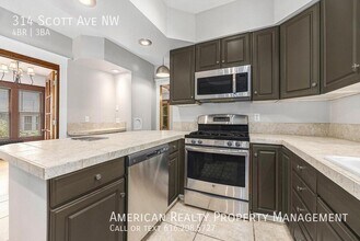 314 Scott Ave NW in Grand Rapids, MI - Building Photo - Building Photo