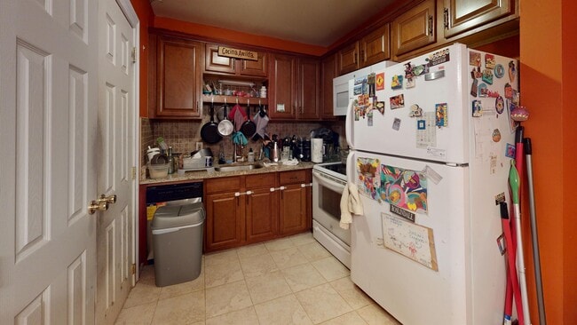 property at 8 Kittredge St