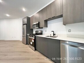 2003 Amber St in Philadelphia, PA - Building Photo - Building Photo