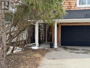 117 Collingwood St in Barrie, ON - Building Photo - Building Photo