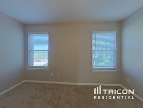 9995 Strathfield Ln in Littleton, CO - Building Photo - Building Photo