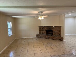 6906 Gettysburg Dr in Richmond, TX - Building Photo - Building Photo