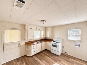 413 Bolliger Blvd in White Settlement, TX - Building Photo - Building Photo