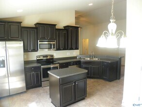 202 Ashbrook Cir in Harvest, AL - Building Photo - Building Photo