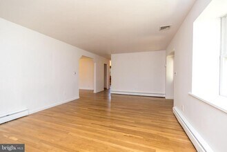 932 Croton Rd in Wayne, PA - Building Photo - Building Photo