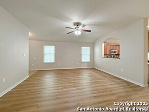 4096 Cherry Tree Dr in Schertz, TX - Building Photo - Building Photo
