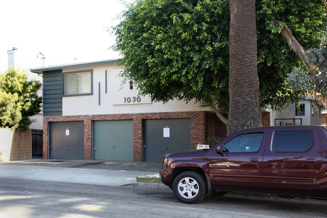 1030 Grand Ave in Long Beach, CA - Building Photo - Building Photo