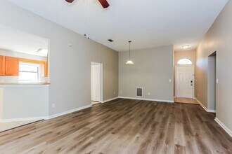 7676 Arancio Dr in Jacksonville, FL - Building Photo - Building Photo