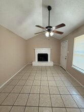 1402 Westcott Dr in Round Rock, TX - Building Photo - Building Photo