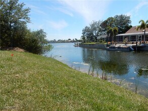504 SE 5th Ave in Cape Coral, FL - Building Photo - Building Photo