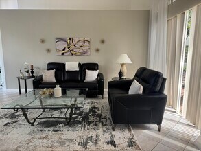 324 Sunset Bay Ln in Palm Beach Gardens, FL - Building Photo - Building Photo