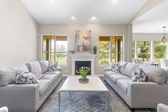 5401 Coral Bean Cove in Spicewood, TX - Building Photo - Building Photo