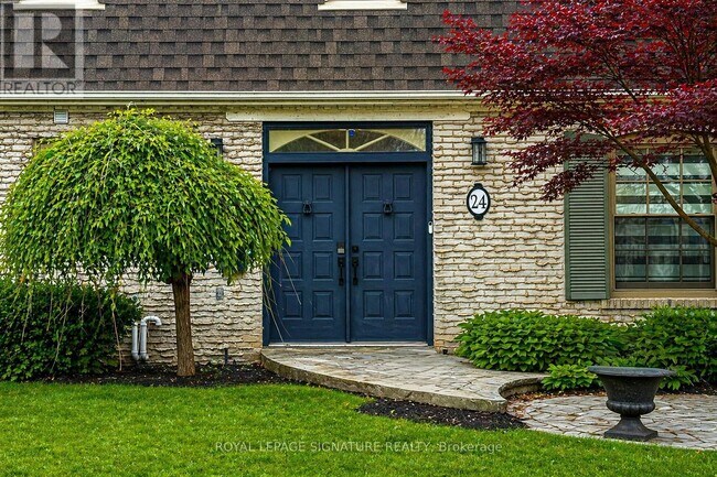 property at 24 Laureleaf Rd