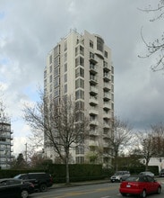 The Warrenton in Vancouver, BC - Building Photo - Building Photo