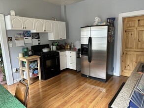 52 Harvest St-Unit -2 in Boston, MA - Building Photo - Building Photo