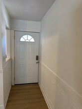 6527 S West Shore Cir in Tampa, FL - Building Photo - Building Photo