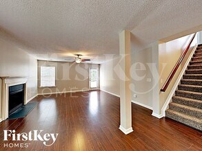 4145 Crestwood Cir in Winston-Salem, NC - Building Photo - Building Photo