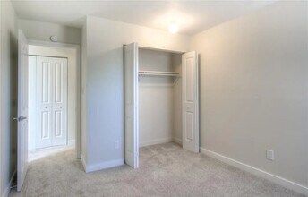 10150 E Virginia Ave, Unit 1-205 in Denver, CO - Building Photo - Building Photo
