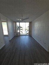 2847 Waialae Ave in Honolulu, HI - Building Photo - Building Photo