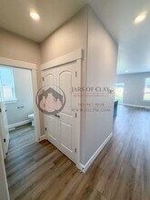 1333-1335 Oppek St NE in Keizer, OR - Foto de edificio - Building Photo